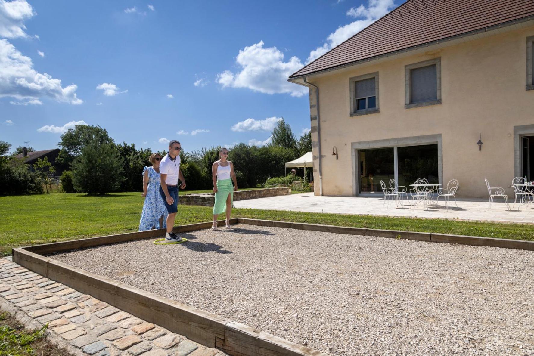 Le Relais Des Deux Tours Bed & Breakfast Bremondans ภายนอก รูปภาพ
