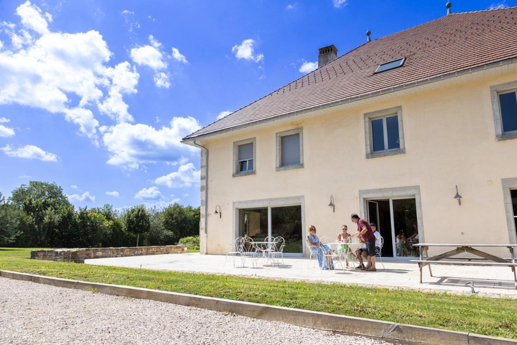 Le Relais Des Deux Tours Bed & Breakfast Bremondans ภายนอก รูปภาพ