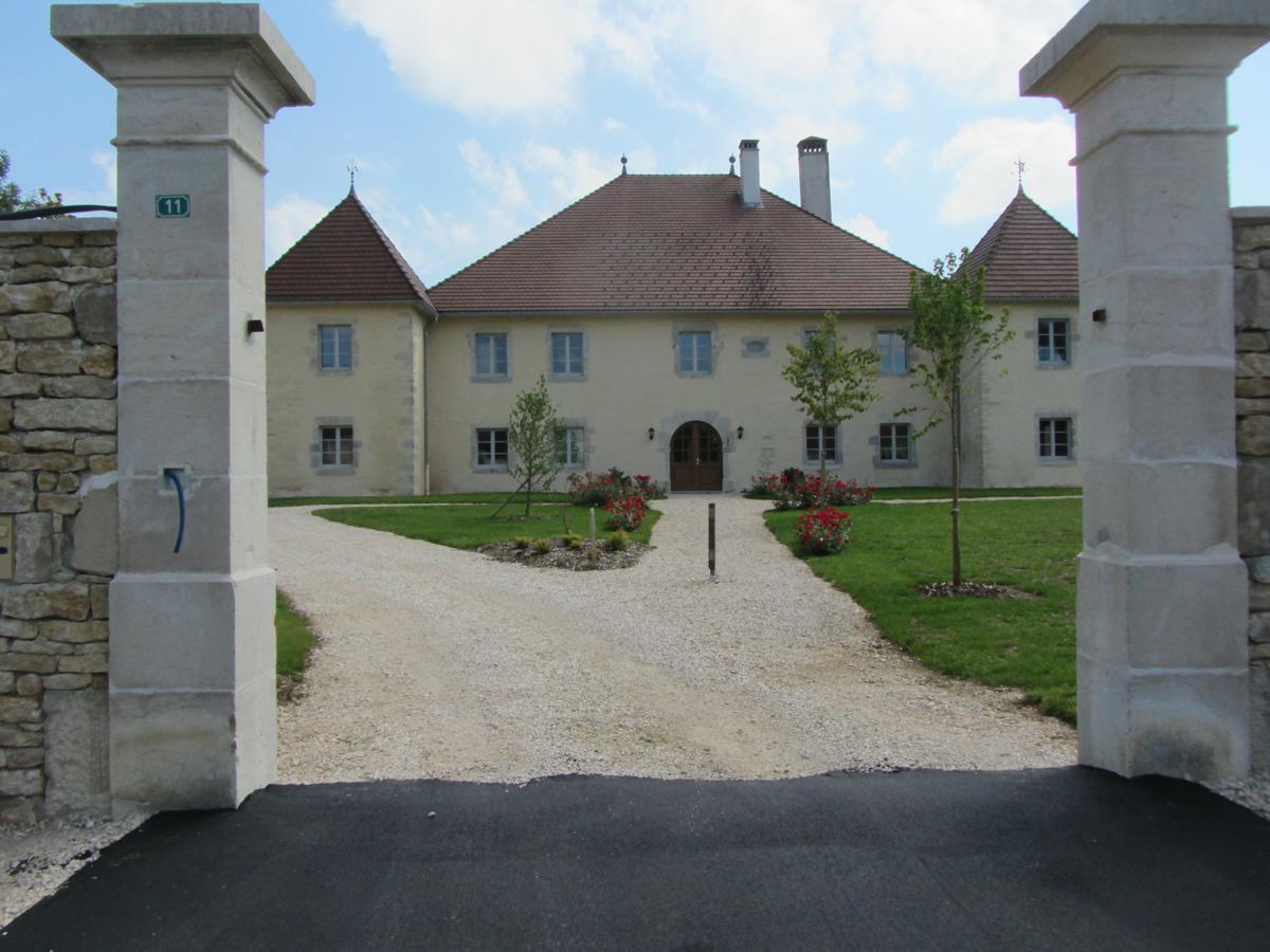 Le Relais Des Deux Tours Bed & Breakfast Bremondans ภายนอก รูปภาพ