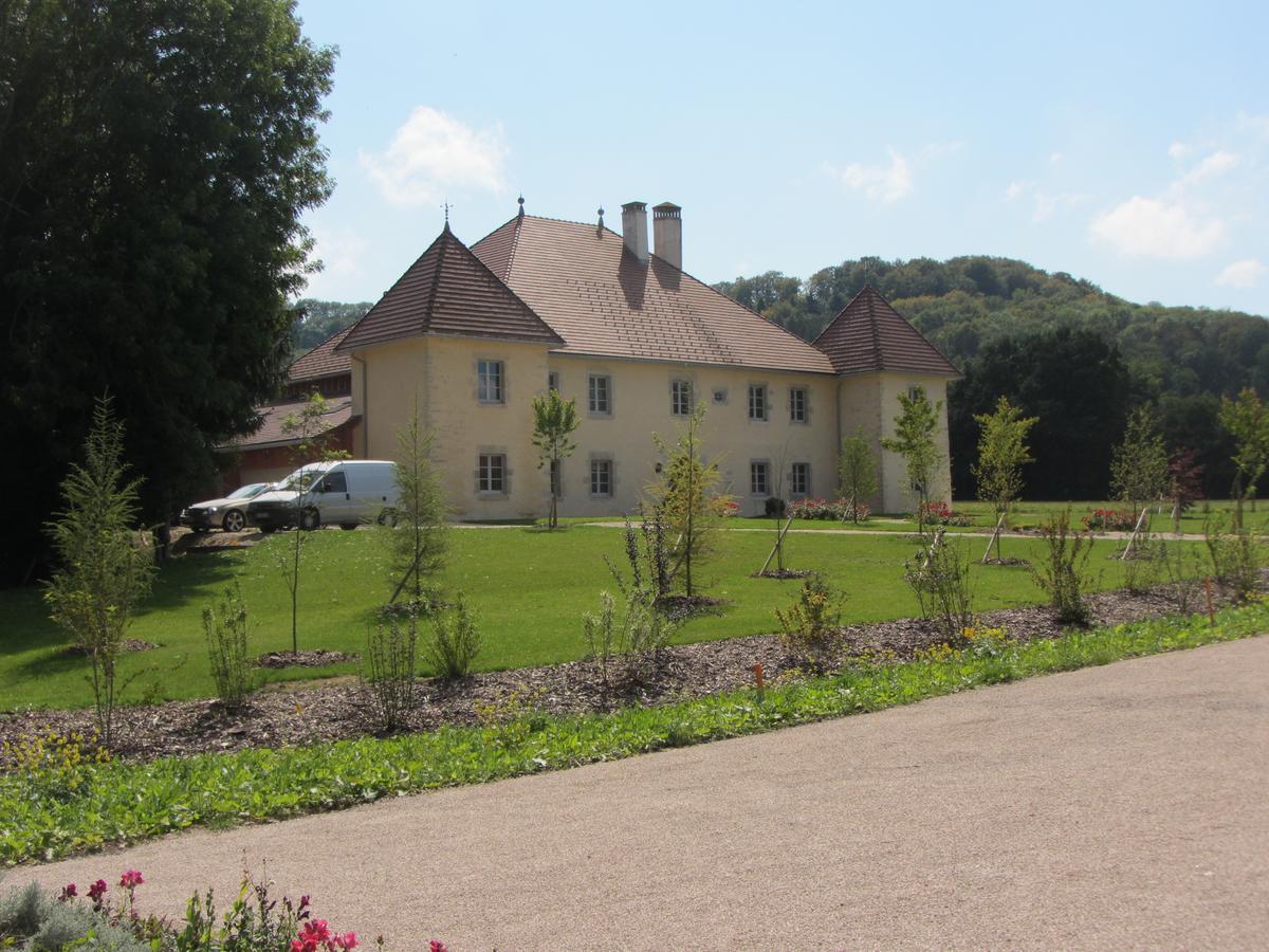 Le Relais Des Deux Tours Bed & Breakfast Bremondans ภายนอก รูปภาพ