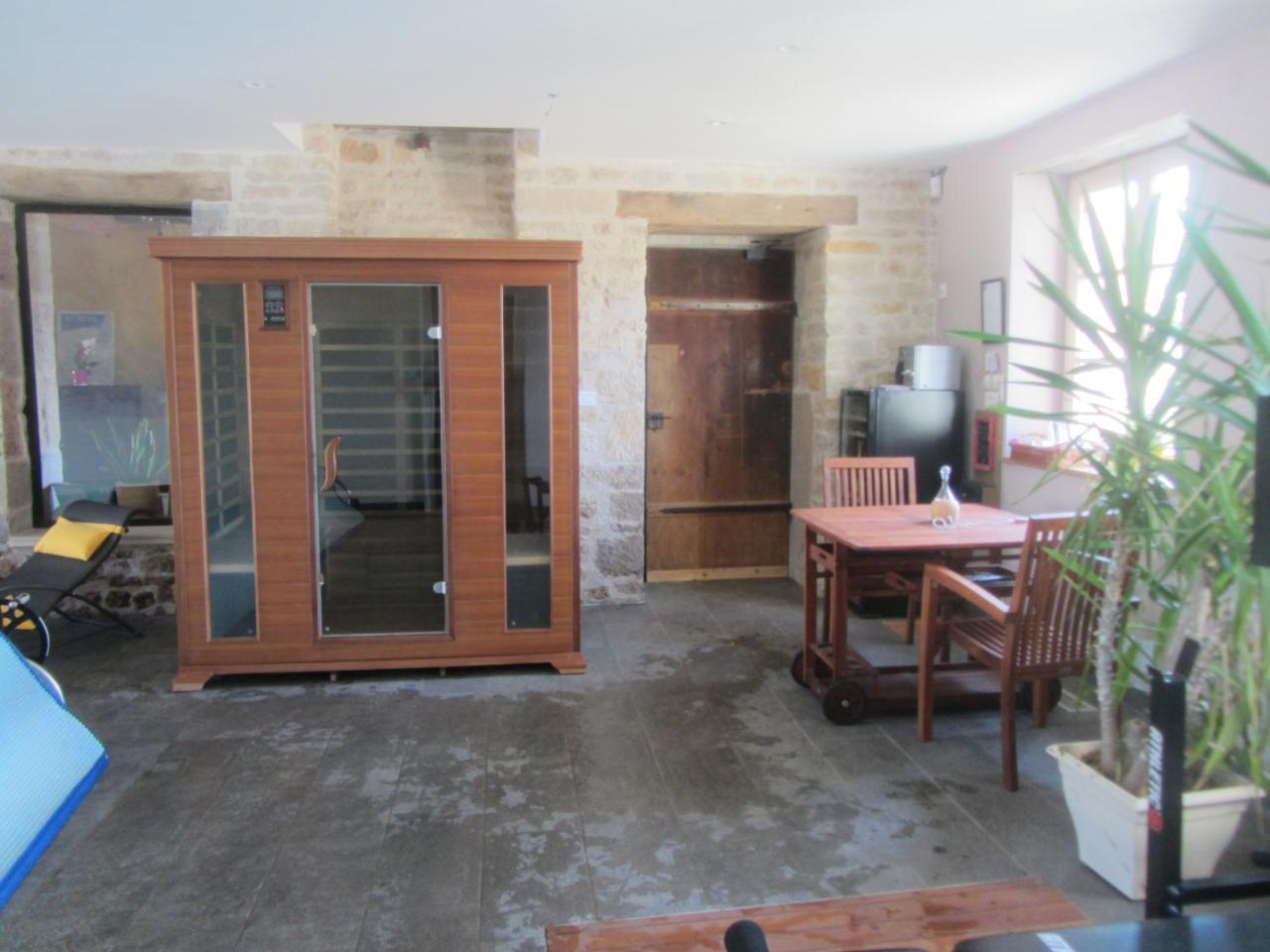 Le Relais Des Deux Tours Bed & Breakfast Bremondans ภายนอก รูปภาพ